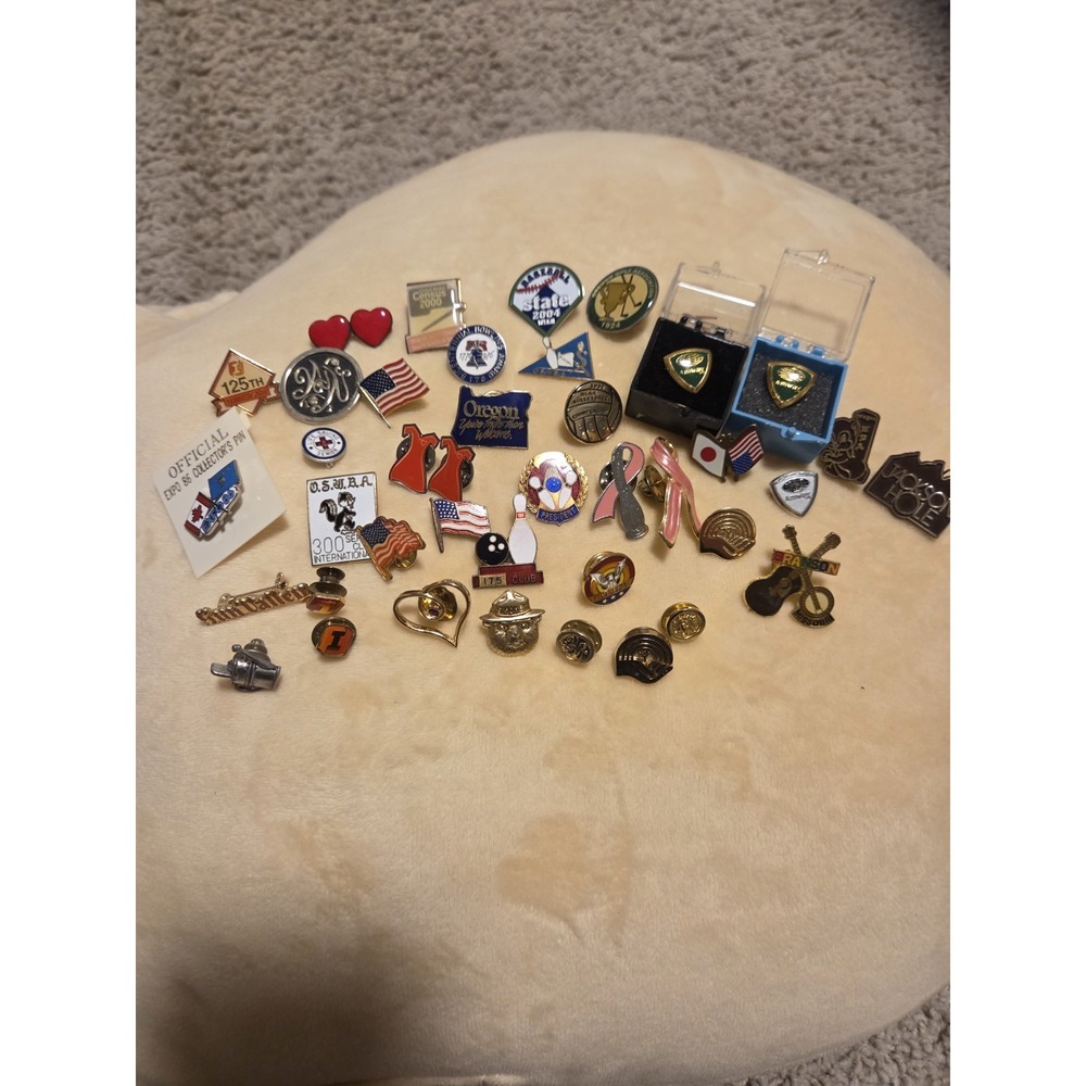 Lot of mixed Vintage Collectible Pins Lapels Badges
